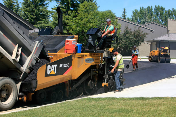 Best Custom Driveway Pavers  in Tichigan, WI